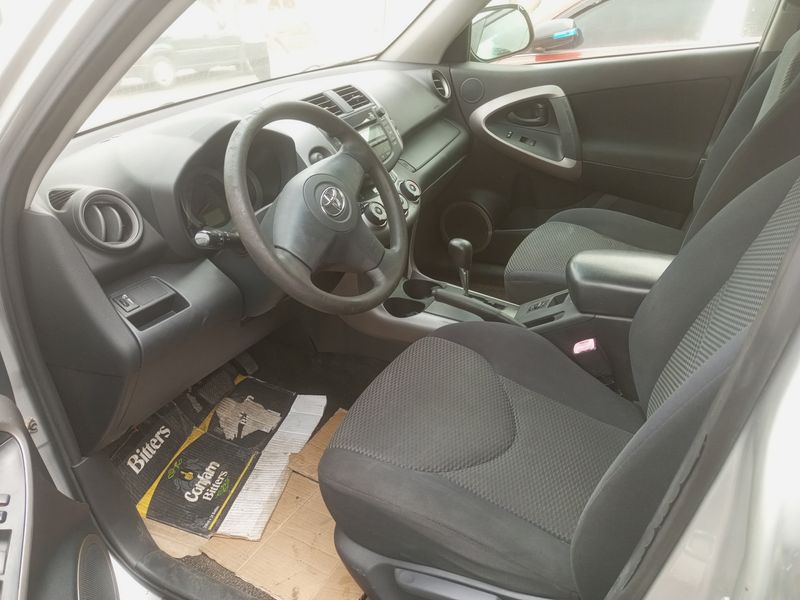 Thumbnail 3 of 2008 Toyota RAV4 Limited